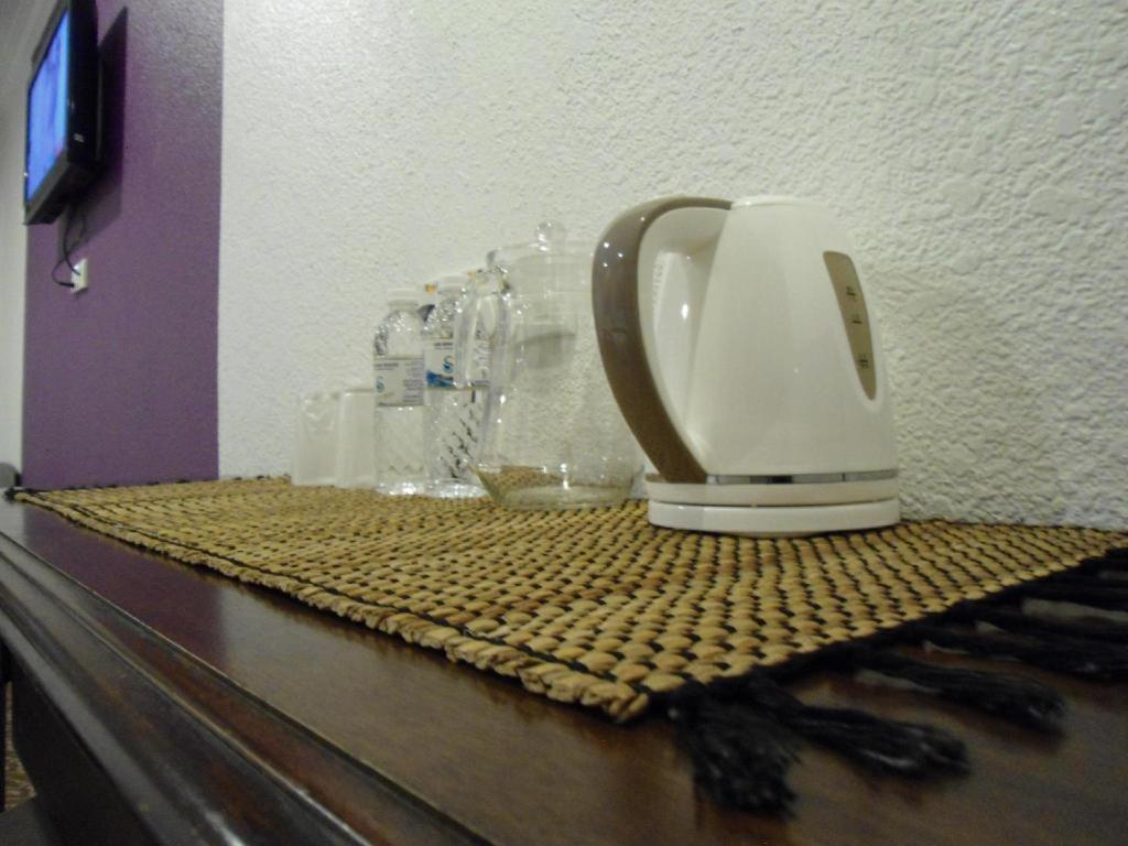 Regent Hotel Бинтулу Екстериор снимка